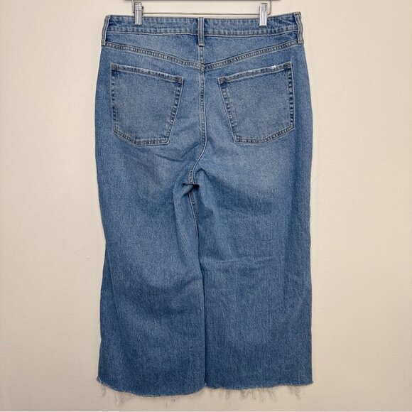Old Navy Womens 14 Raw Hem Extra High Rise Sky Hi A Line Wide Leg Jeans - Picture 13 of 13